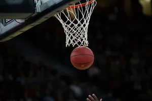 basketball shoot on the basket jigsaw puzzle