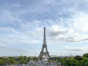 eiffel tower under white clouds during daytime jigsaw puzzle