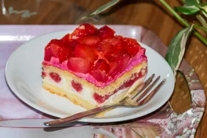 Slice of strawberry cake with cream and fruit jigsaw puzzle