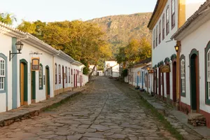 Scenic view of a cobblestone street lined with colorful colonial buildings in Paraty, Brazil. jigsaw puzzle
