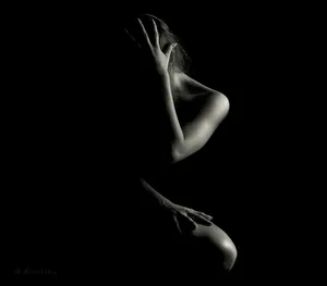 woman nude photo jigsaw puzzle