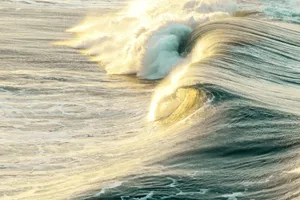 ocean waves during daytime jigsaw puzzle