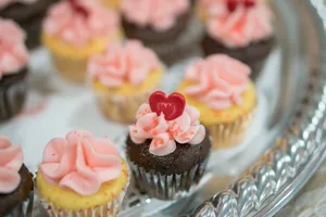 shallow focus photography of cupcakes jigsaw puzzle