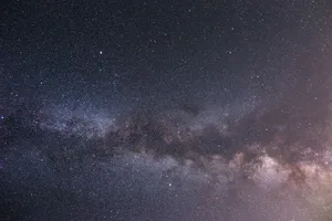 A breathtaking image of the Milky Way galaxy showcasing a vast and starry night sky. jigsaw puzzle